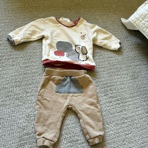 Mayoral infant clothing 2-4 month
